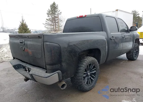 2011 Chevrolet Silverado 1500 Lt z USA, uszkodzony, nr VIN 3GCPCSE03BG337514